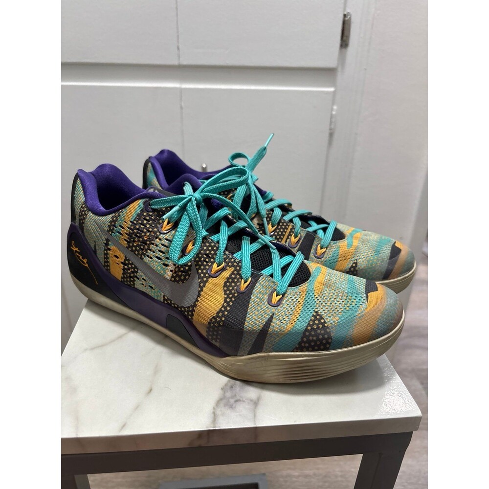 Nike Kobe 9 EM Pop Art 646701-508 Mens Size 10.5 Basketball Shoes